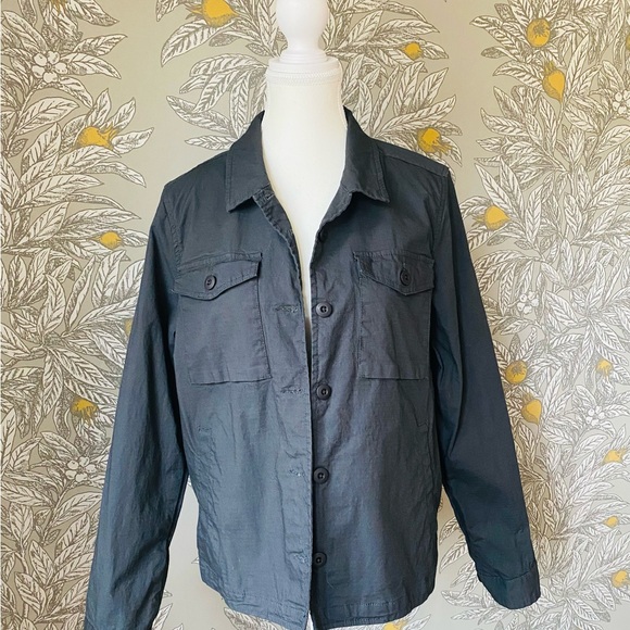 Vuori Ripstop Utility Women’s Large Utility Collared Button Jacket - Picture 3 of 11